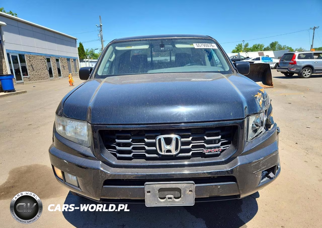 2014 Honda Ridgeline Sport VIN:5FPYK1F70EB009658 - 5
