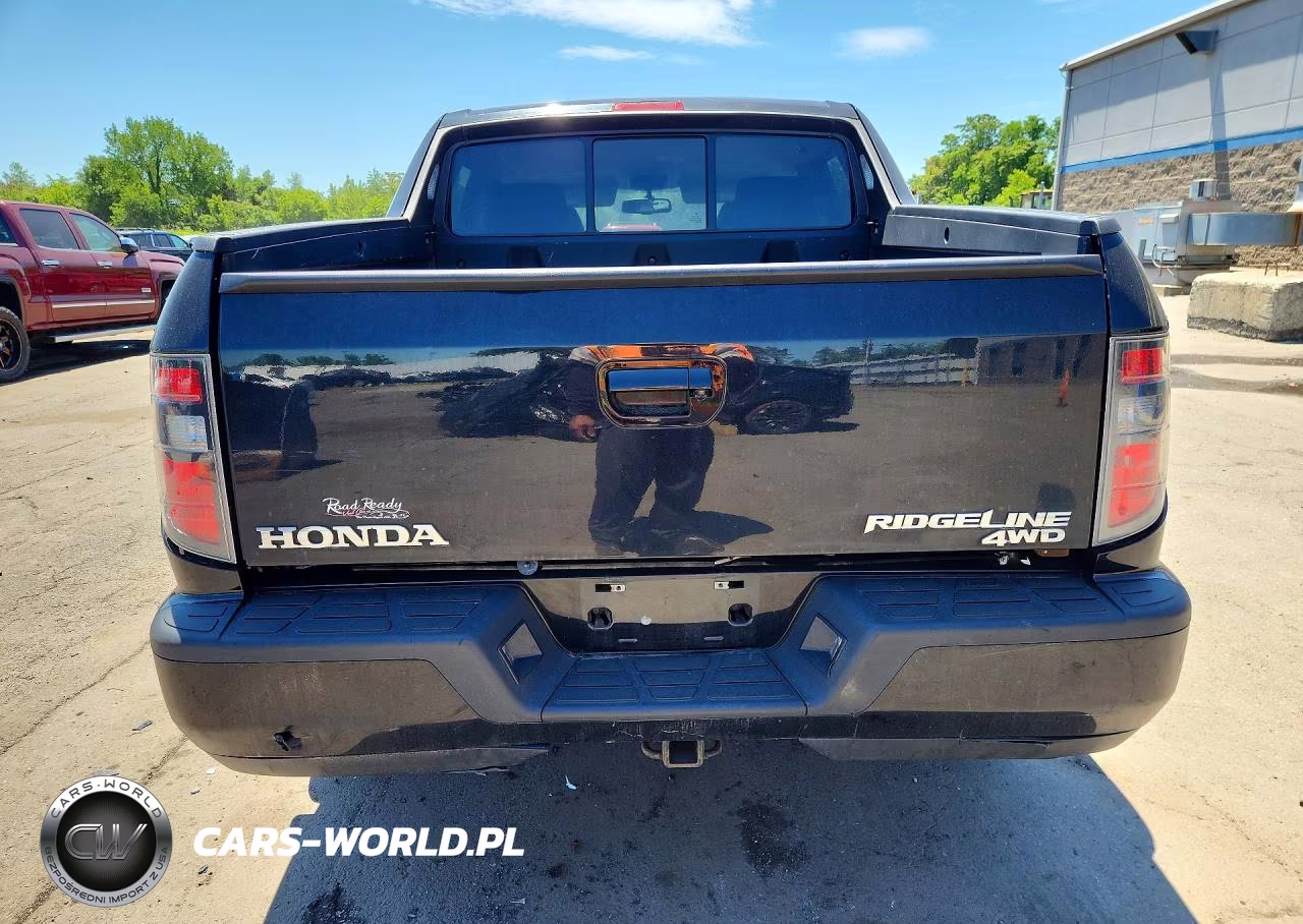 2014 Honda Ridgeline Sport VIN:5FPYK1F70EB009658 - 6