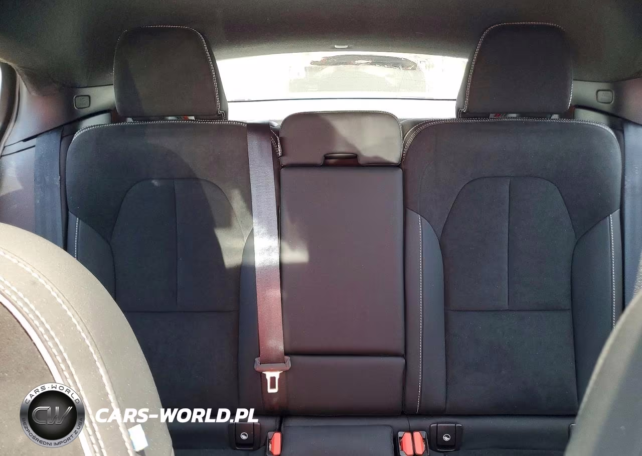 2022 Volvo C40 P8 Recharge Ultimate VIN:YV4ED3GB0N2008465 - 10