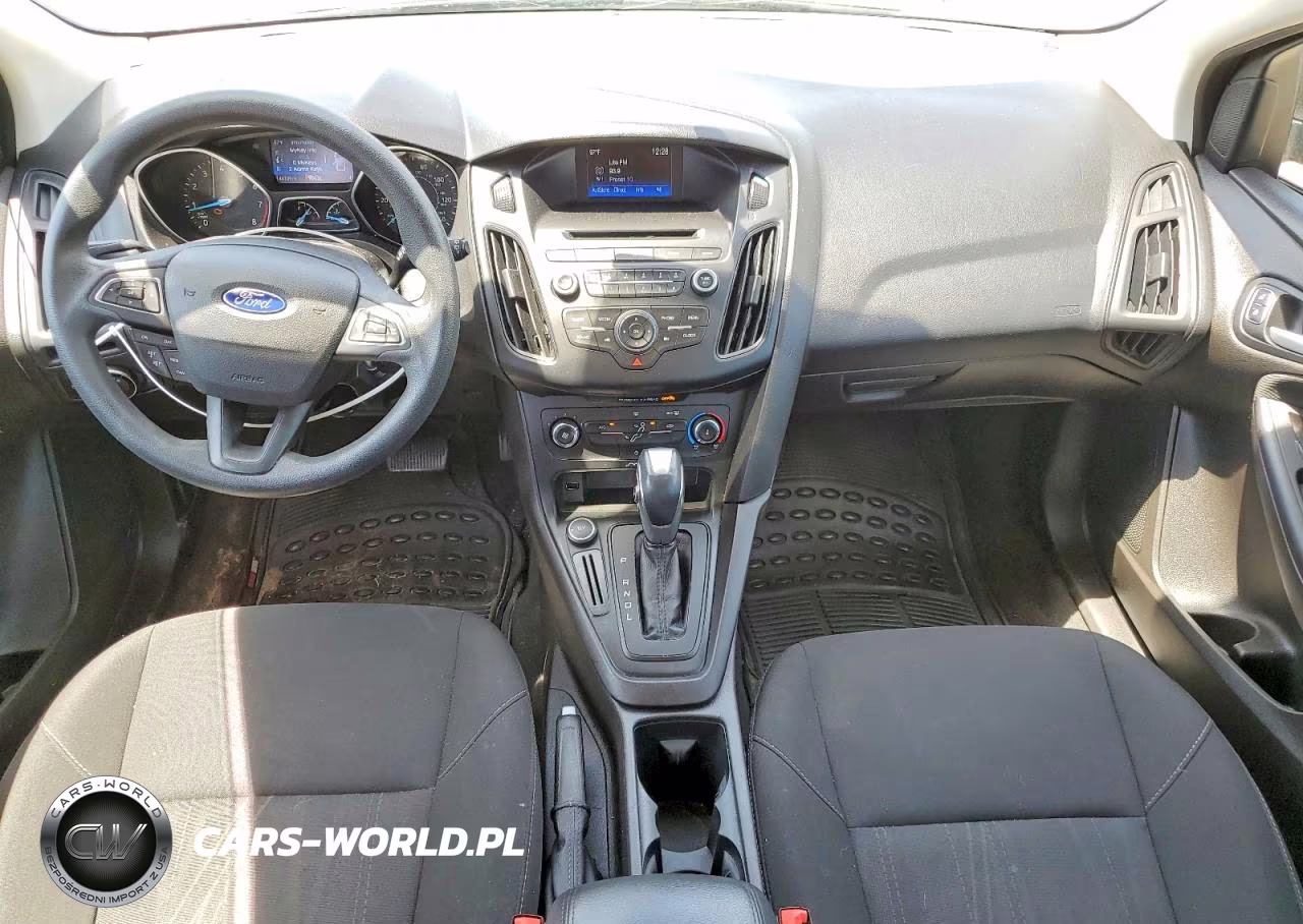 2016 Ford Focus Se VIN:1FADP3K23GL377725 - 8