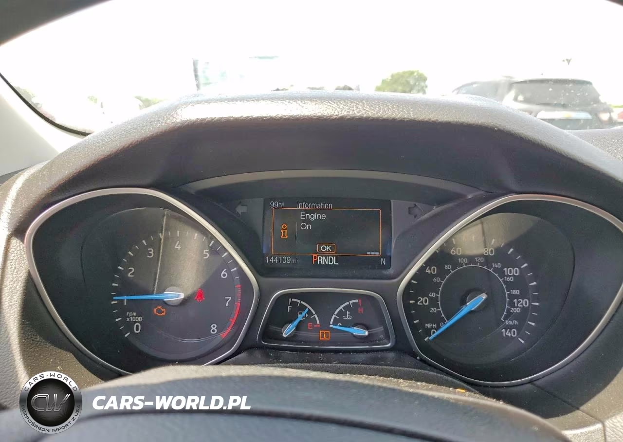 2016 Ford Focus Se VIN:1FADP3K23GL377725 - 9