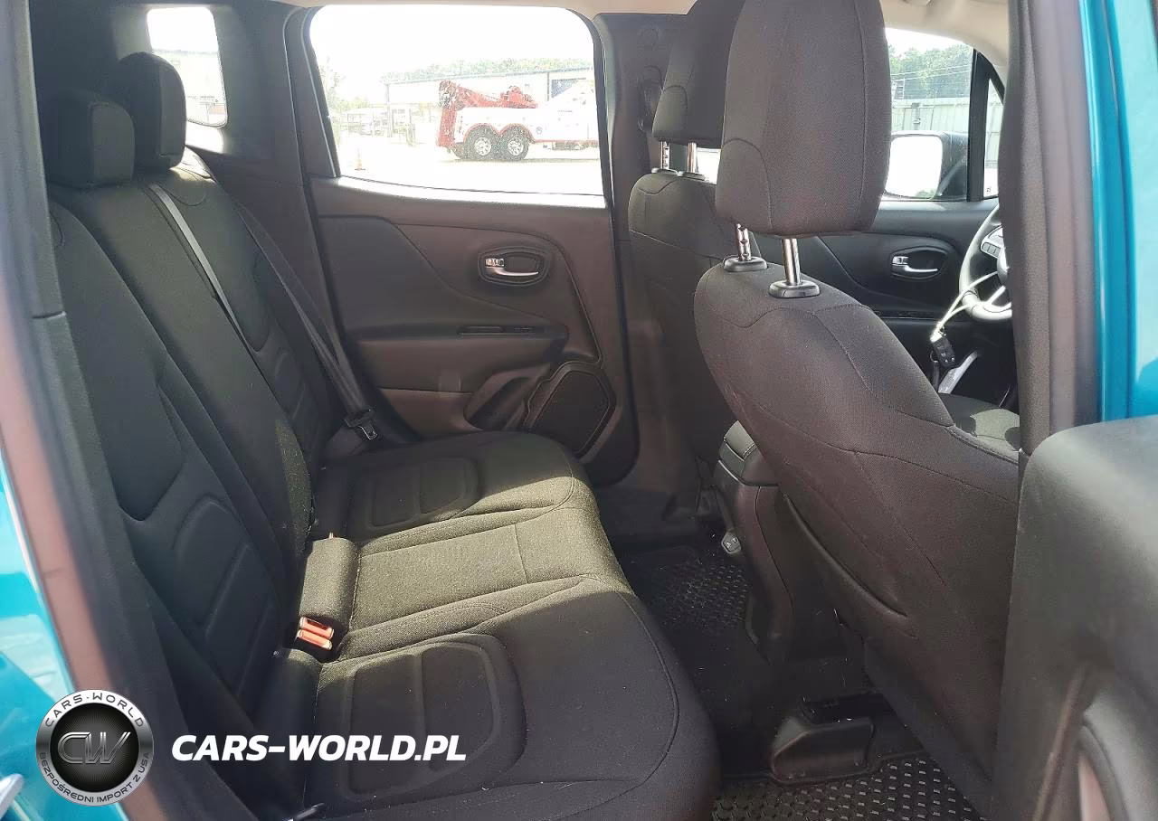 2022 Jeep Renegade Latitude VIN:ZACNJDB19NPN87295 - 11