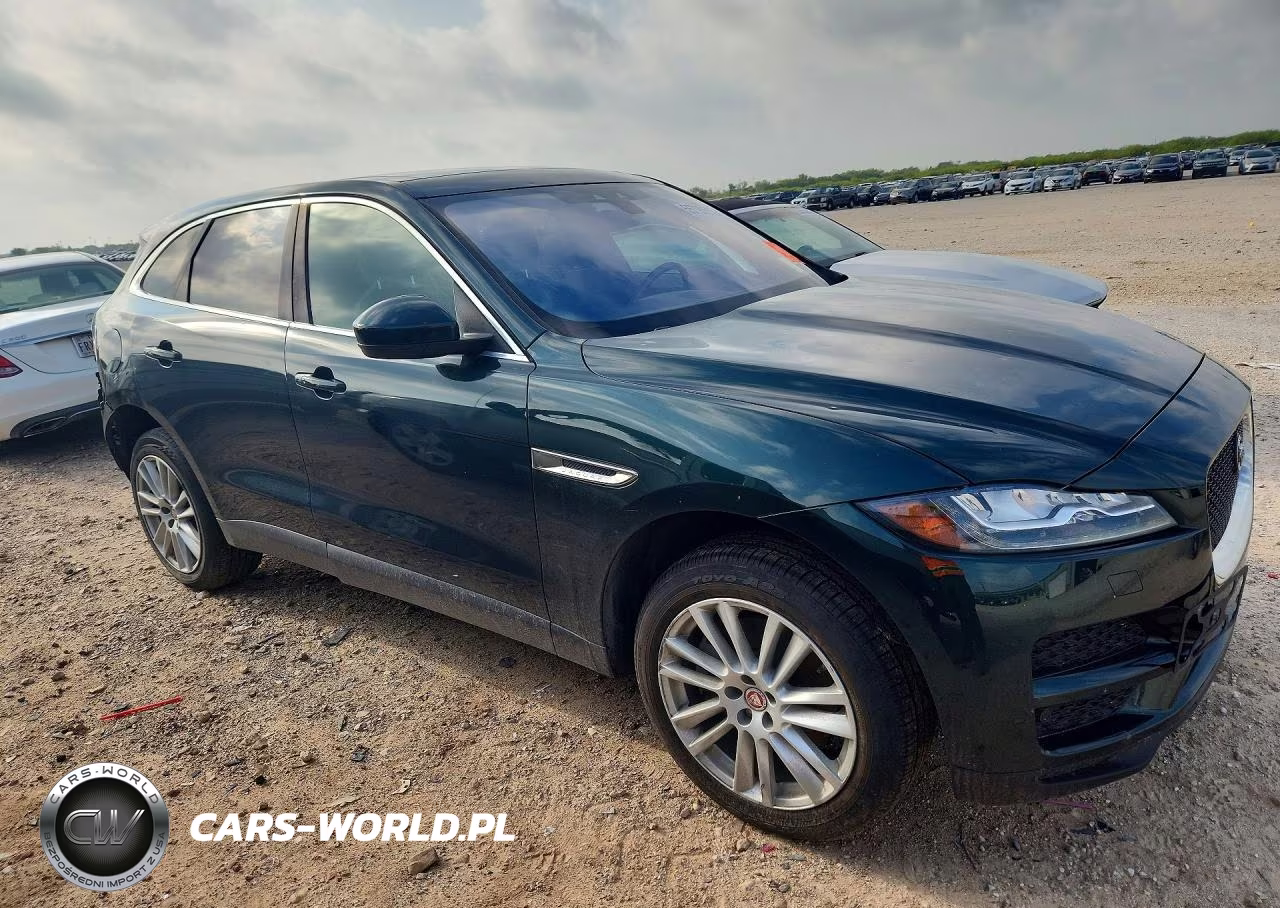 2017 Jaguar F-Pace Prestige VIN:SADCK2BV8HA898790 - 4