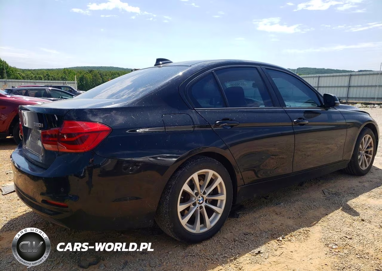 2017 BMW 320 Xi VIN:WBA8A3C30HK692958 - 3