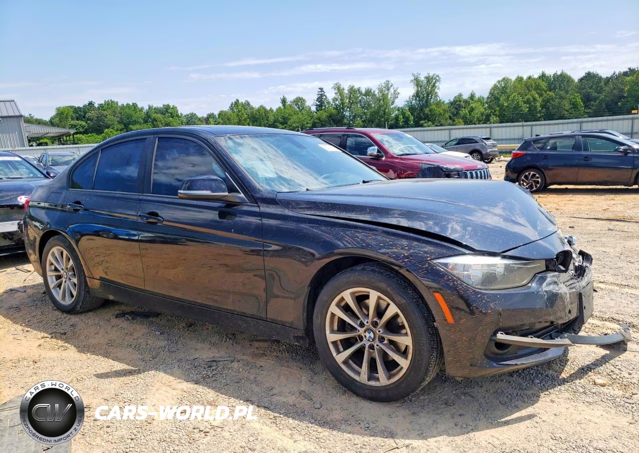 2017 BMW 320 Xi VIN:WBA8A3C30HK692958 - 4