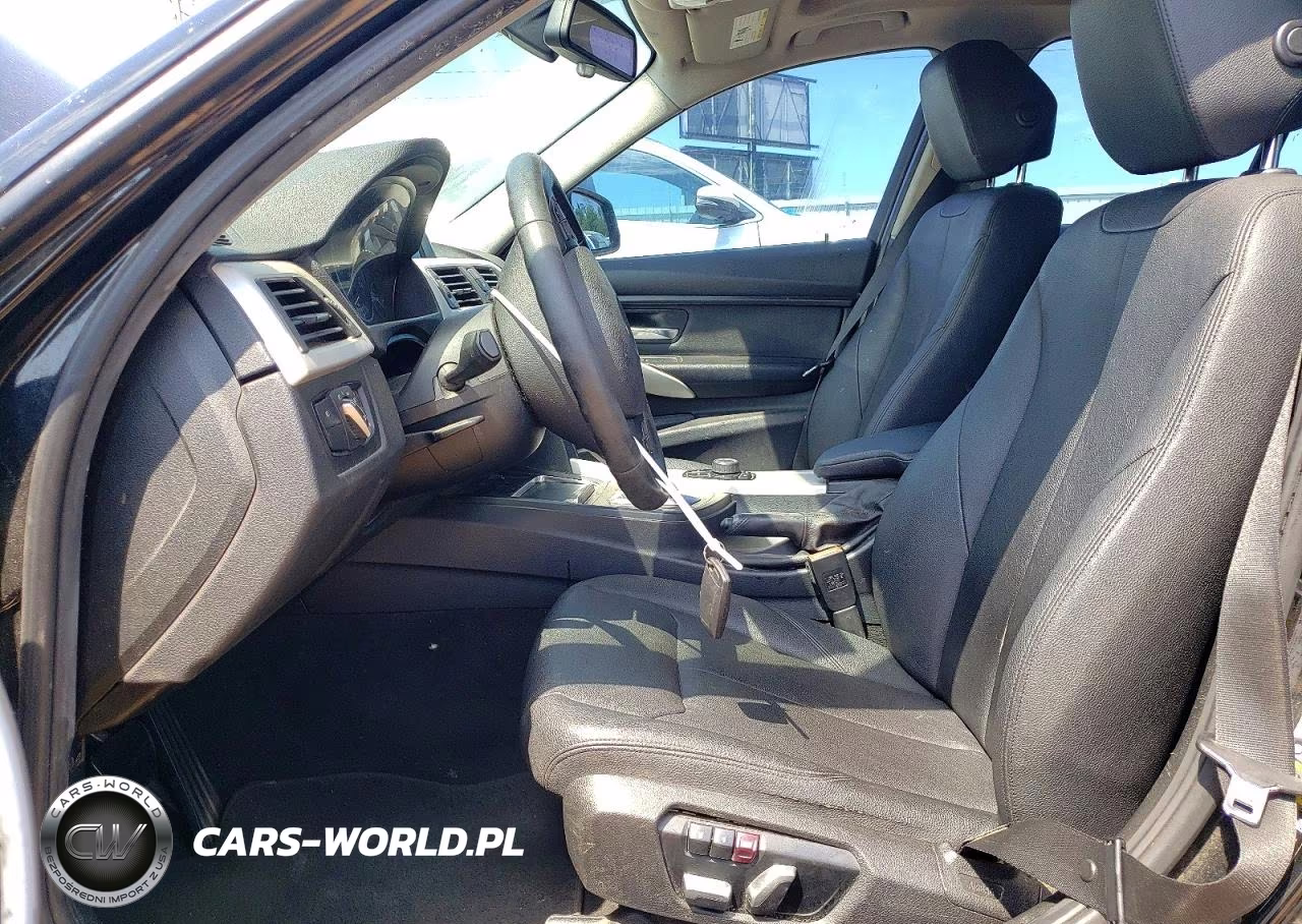 2017 BMW 320 Xi VIN:WBA8A3C30HK692958 - 7