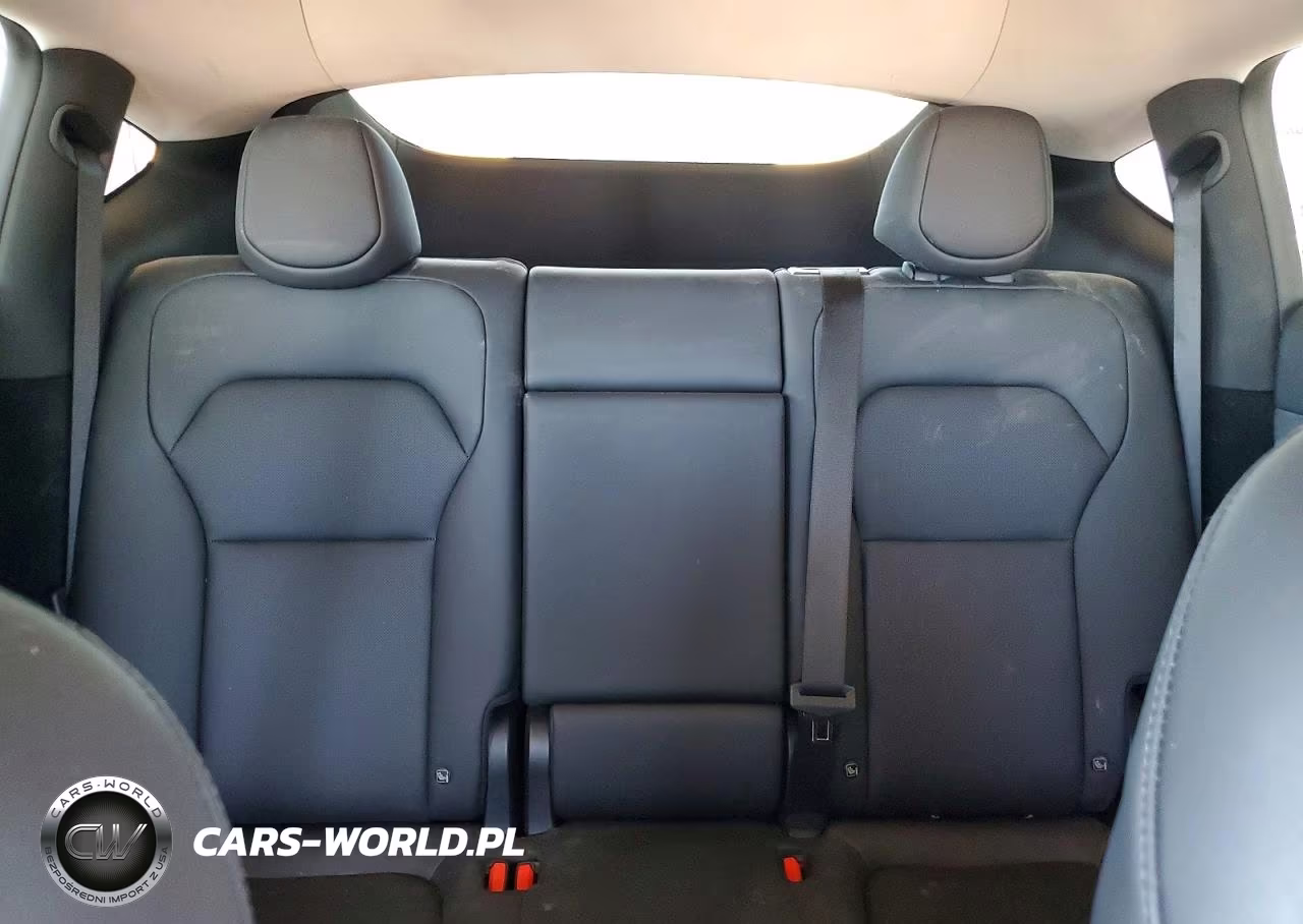 2026 Tesla Model Y VIN:7SAYGDED4TF421858 - 10