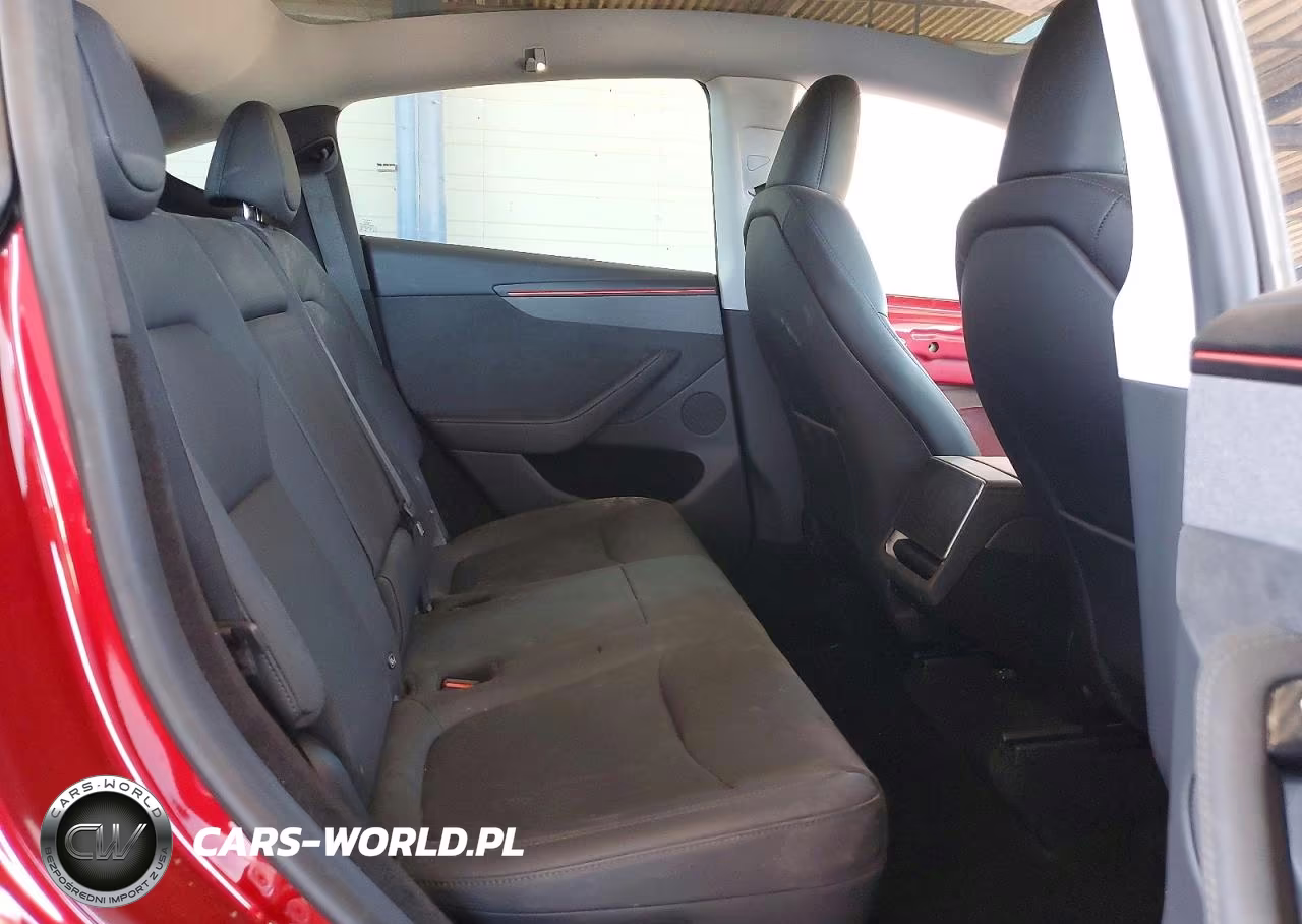 2026 Tesla Model Y VIN:7SAYGDED4TF421858 - 11