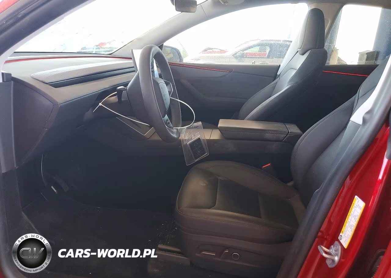 2026 Tesla Model Y VIN:7SAYGDED4TF421858 - 7
