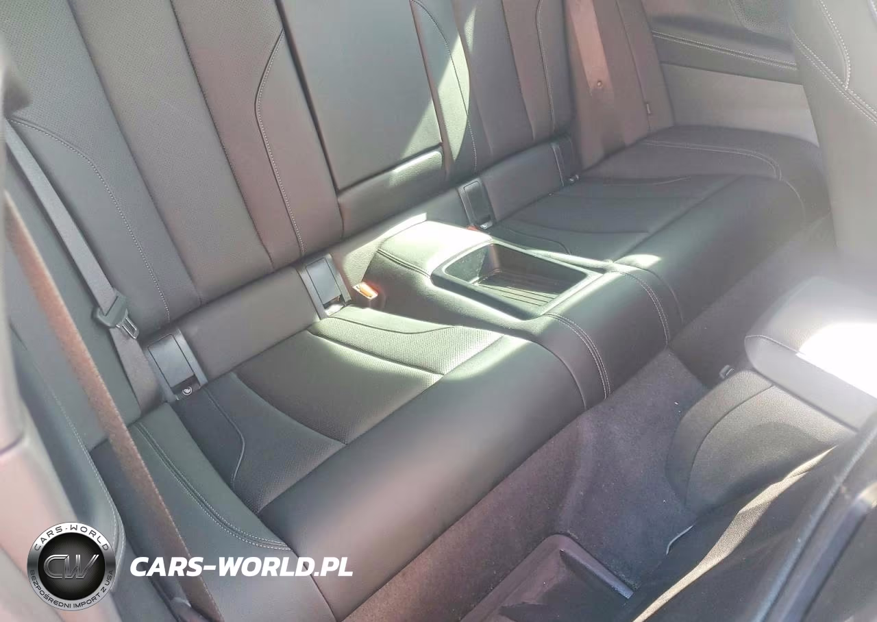 2024 BMW 230I VIN:3MW23CM09R8E25227 - 10