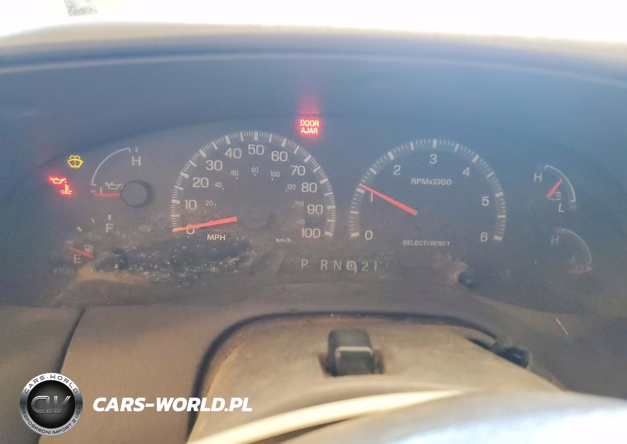 2000 Ford Expedition Xlt VIN:1FMEU15L4YLC41522 - 9