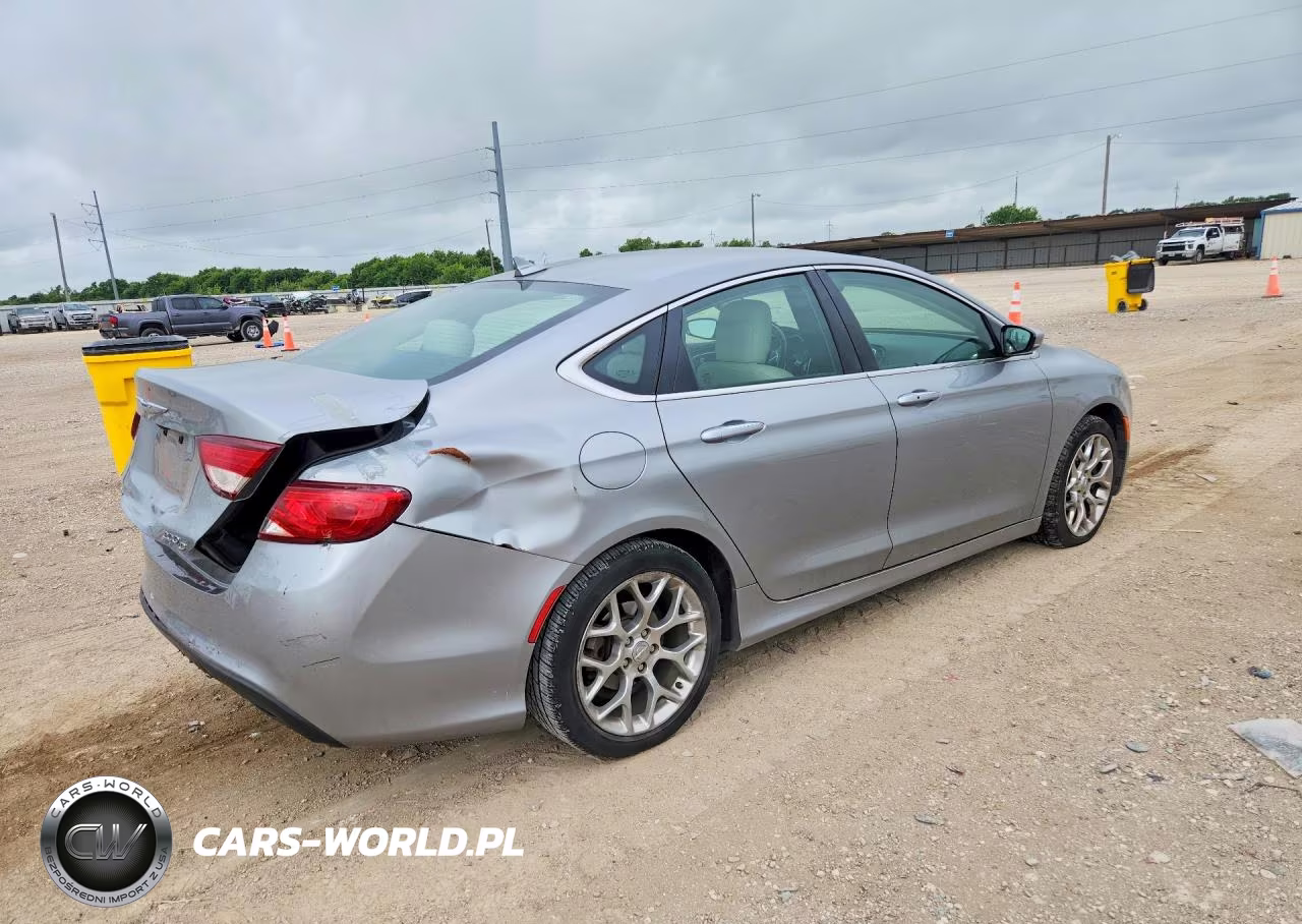 2015 Chrysler 200 C VIN:1C3CCCEG7FN523687 - 3