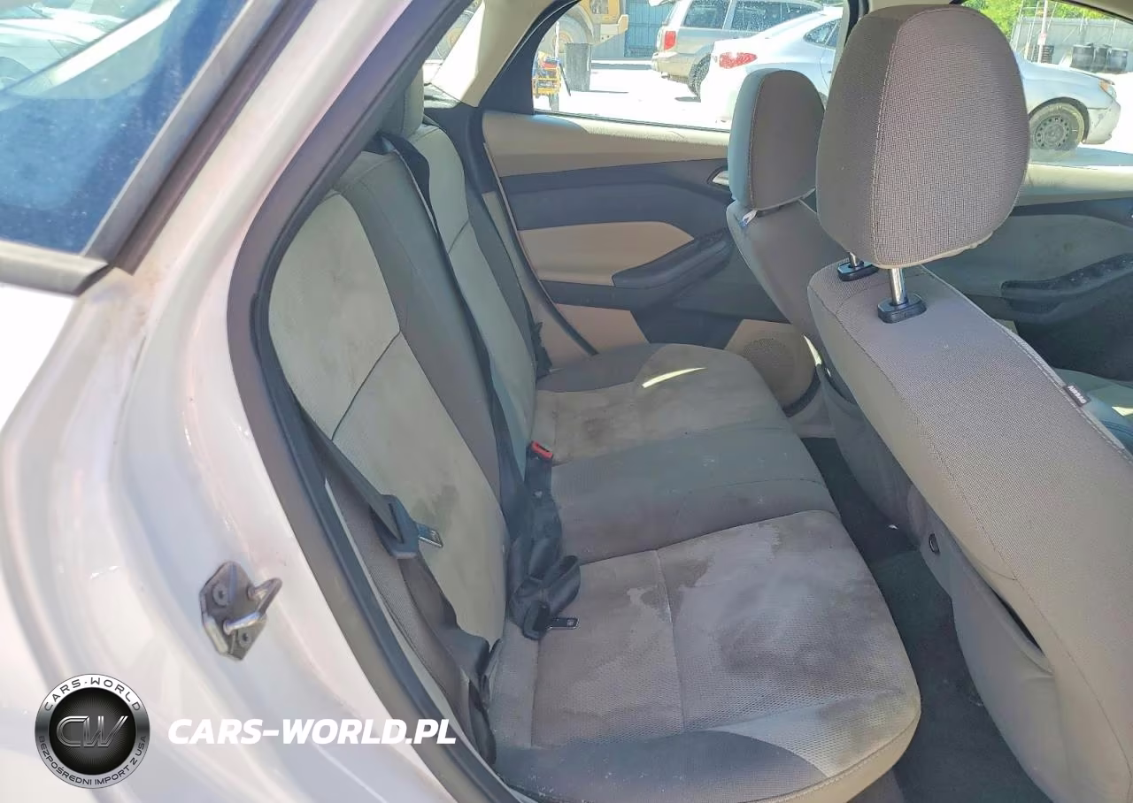 2013 Ford Focus Se VIN:1FADP3K29DL196740 - 10