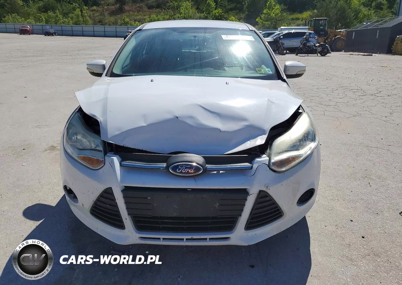 2013 Ford Focus Se VIN:1FADP3K29DL196740 - 5