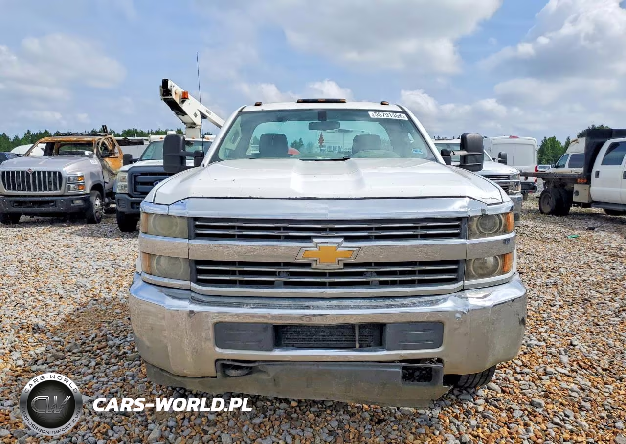 2015 Chevrolet Silverado C3500 VIN:1GB3CYC80FF637808 - 5