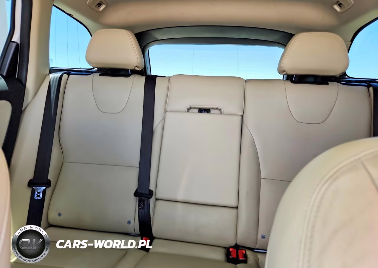 2016 Volvo Xc60 T5 Premier VIN:YV440MDK1G2857394 - 10