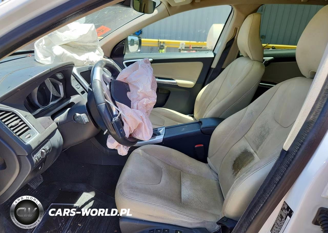 2016 Volvo Xc60 T5 Premier VIN:YV440MDK1G2857394 - 7
