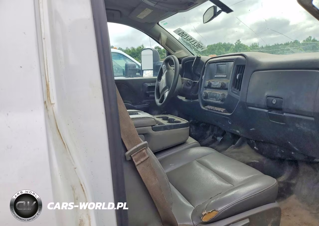 2016 Chevrolet Silverado C3500 VIN:1GB3CYC83GF195365 - 11