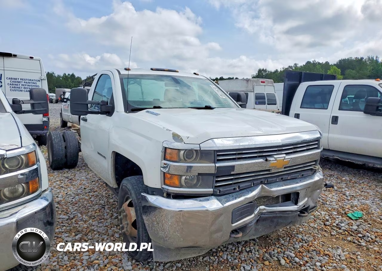 2016 Chevrolet Silverado C3500 VIN:1GB3CYC83GF195365 - 4