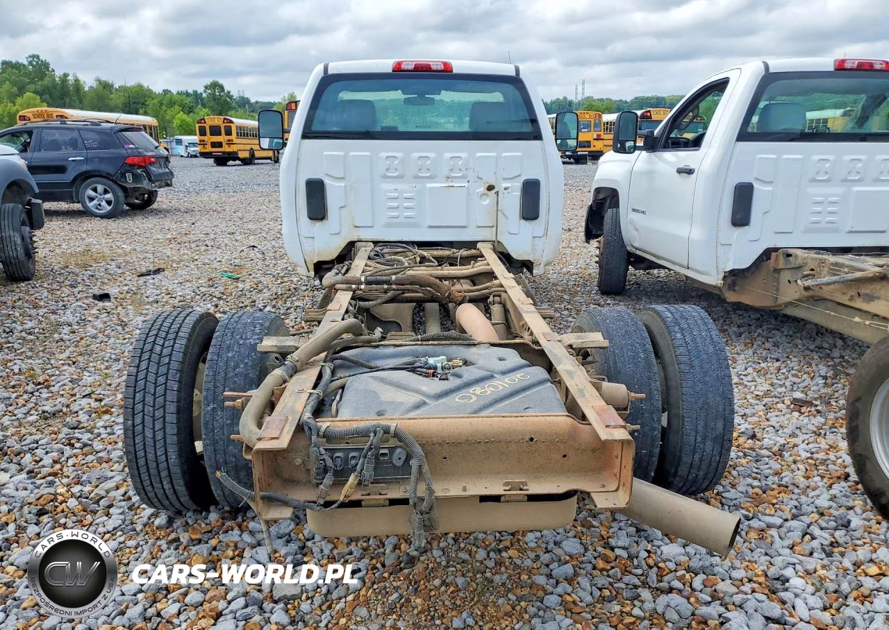 2016 Chevrolet Silverado C3500 VIN:1GB3CYC83GF195365 - 6