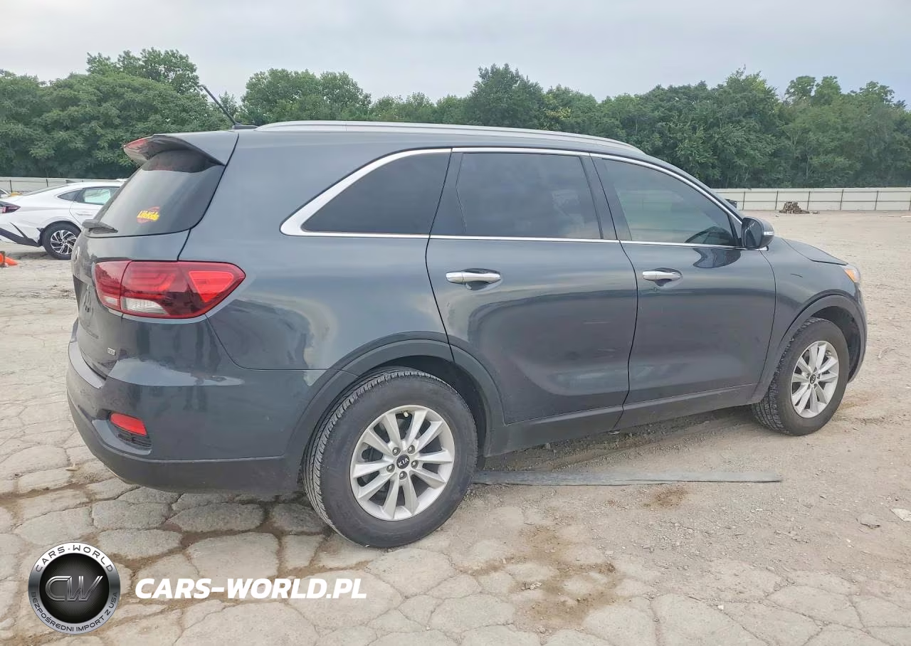 2020 Kia Sorento Lx VIN:5XYPG4A32LG688317 - 3