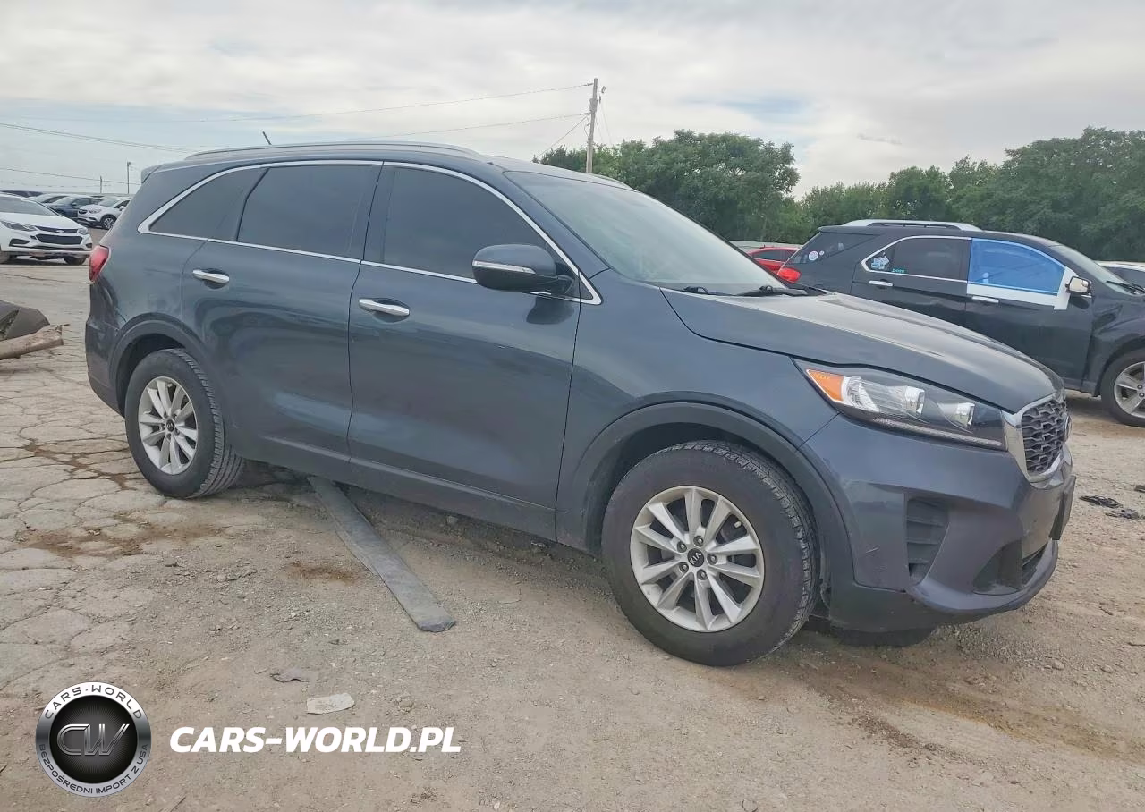 2020 Kia Sorento Lx VIN:5XYPG4A32LG688317 - 4