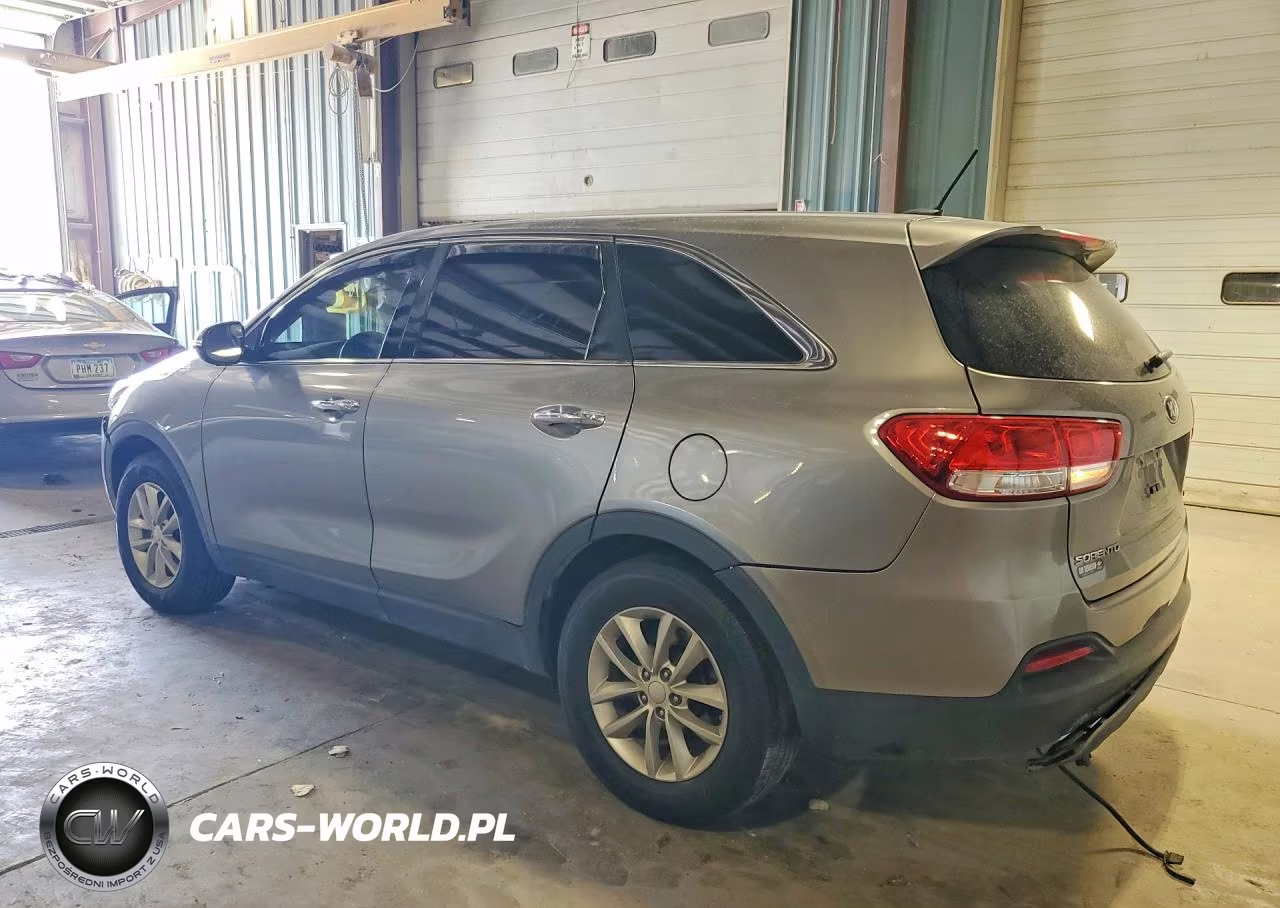 2018 Kia Sorento L VIN:5XYPG4A34JG412248 - 2