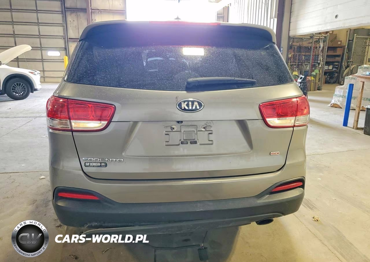 2018 Kia Sorento L VIN:5XYPG4A34JG412248 - 6