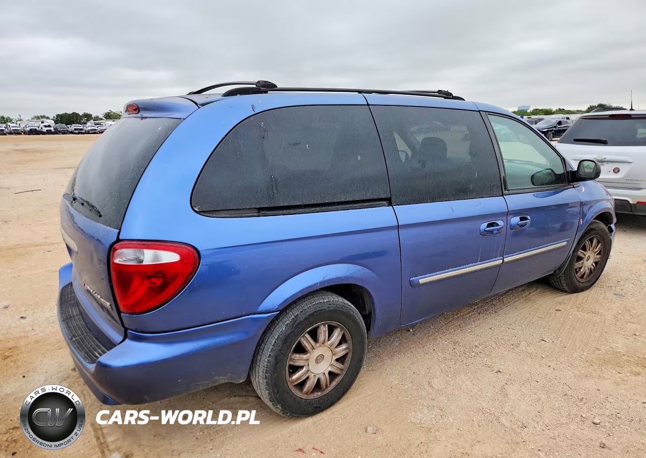 2007 Chrysler Town & Country Touring VIN:2A4GP54L47R272833 - 3