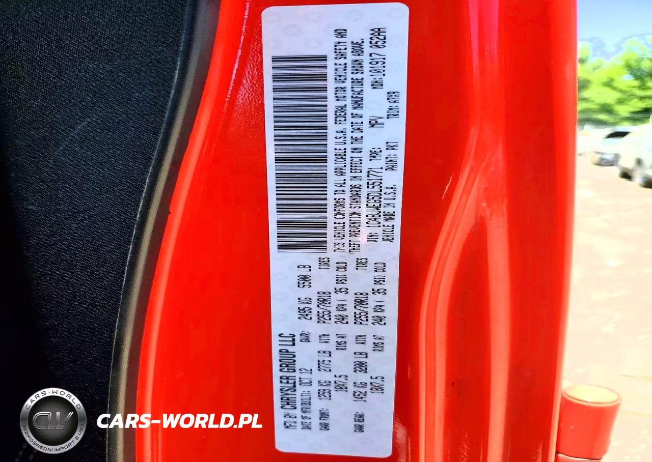 2013 Jeep Wrangler Unlimited Sahara VIN:1C4BJWEG5DL551771 - 13