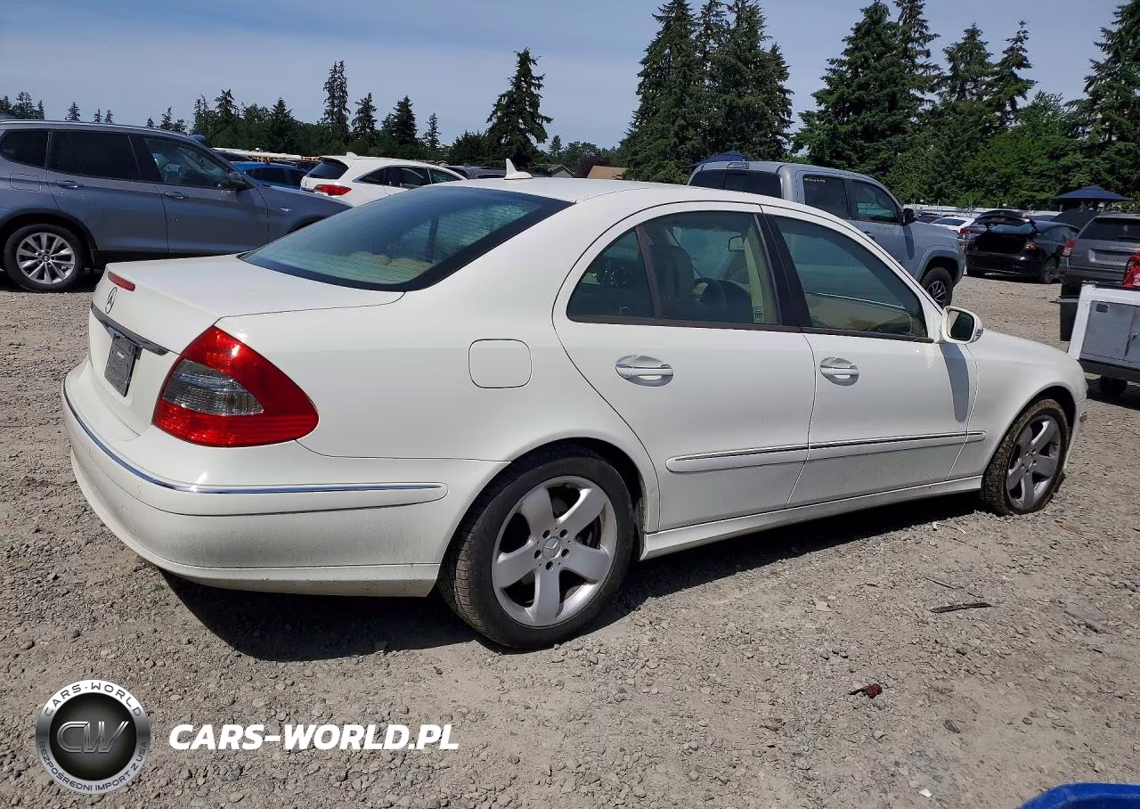 2007 Mercedes-Benz E 550 VIN:WDBUF72XX7B013578 - 3