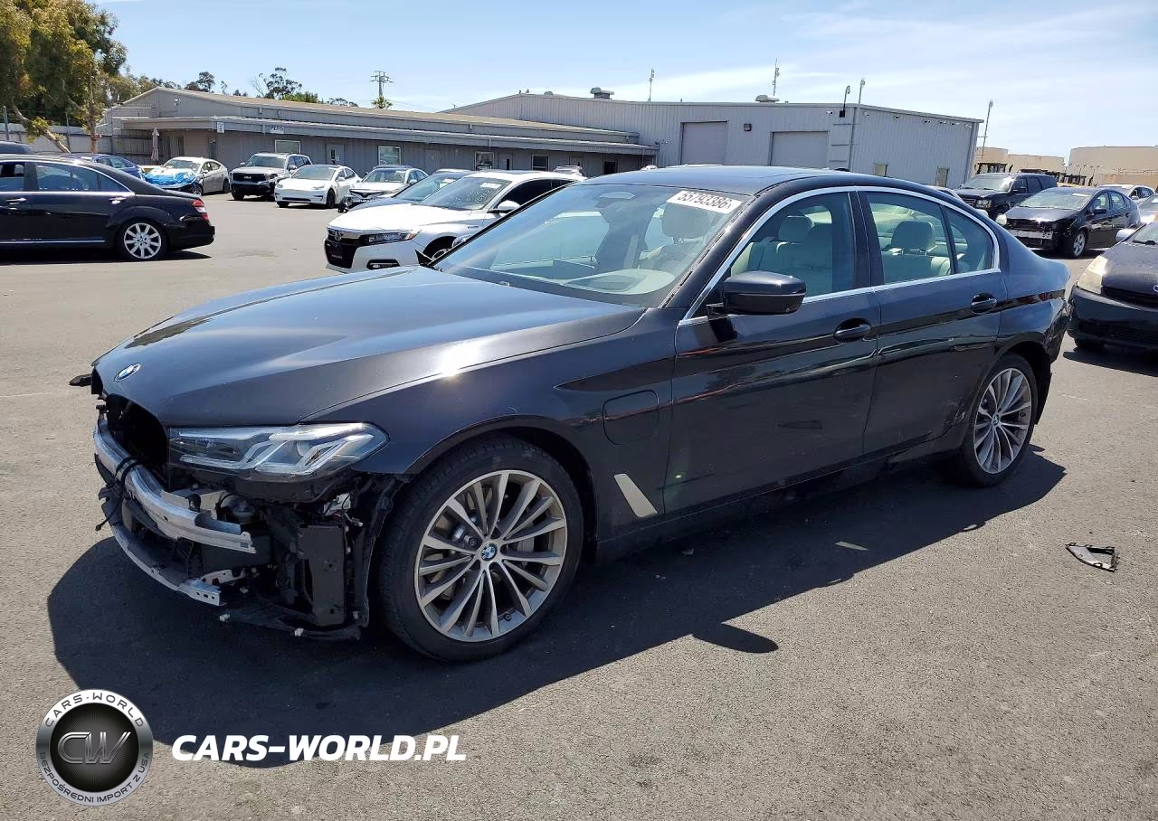 2021 BMW 530E – zdjęcie 1 z 13
