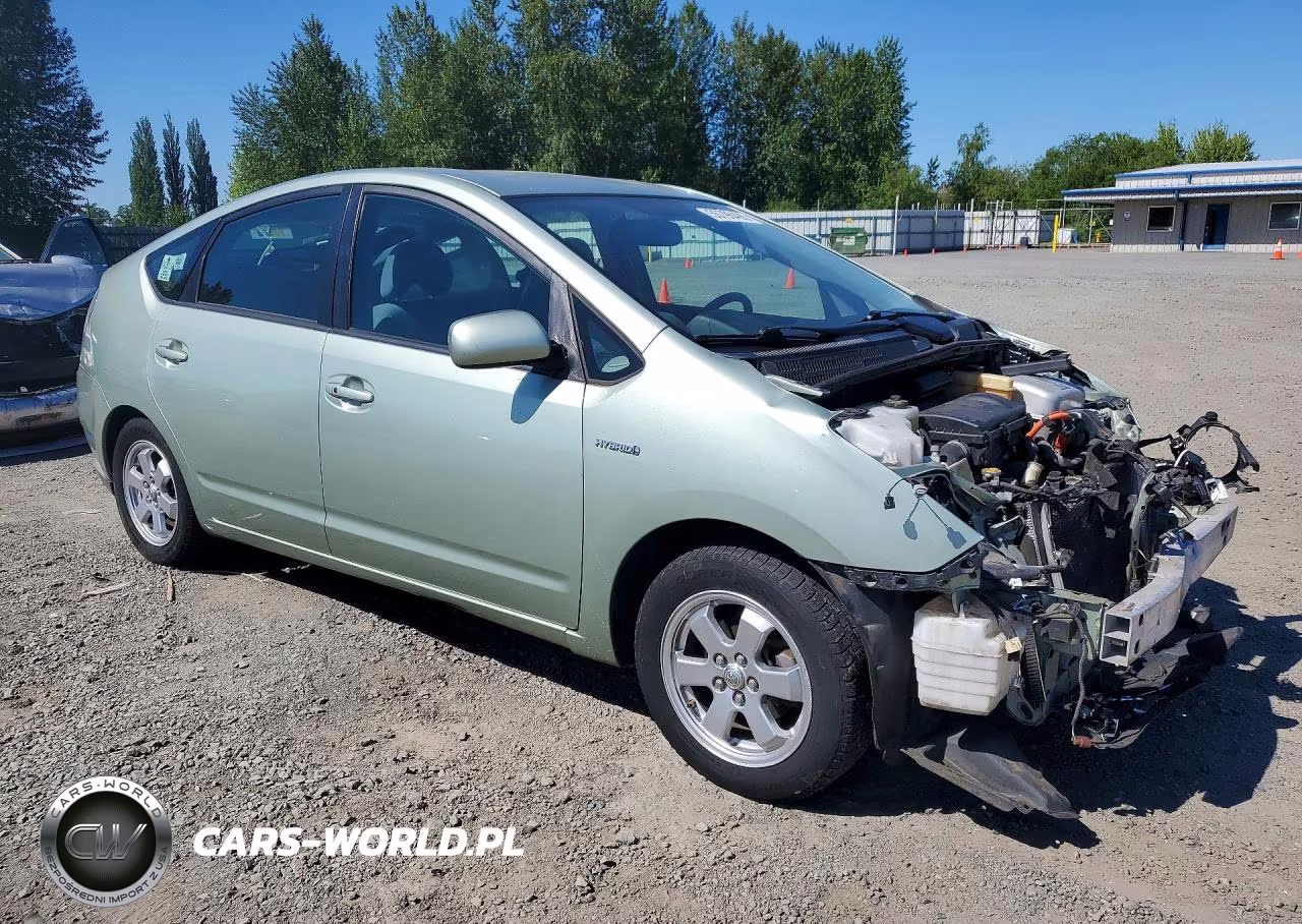 2008 Toyota Prius Base VIN:JTDKB20U287790132 - 4
