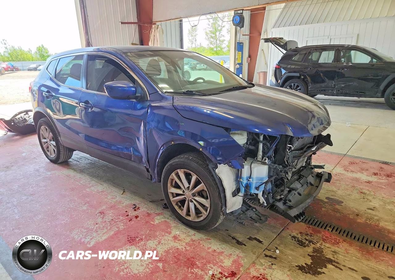 2018 Nissan Rogue Sport S VIN:JN1BJ1CP7JW107939 - 4