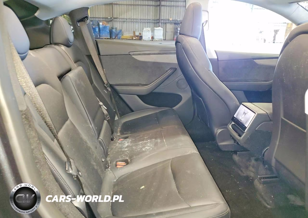 2026 Tesla Model Y VIN:7SAYGDED2TA419846 - 11