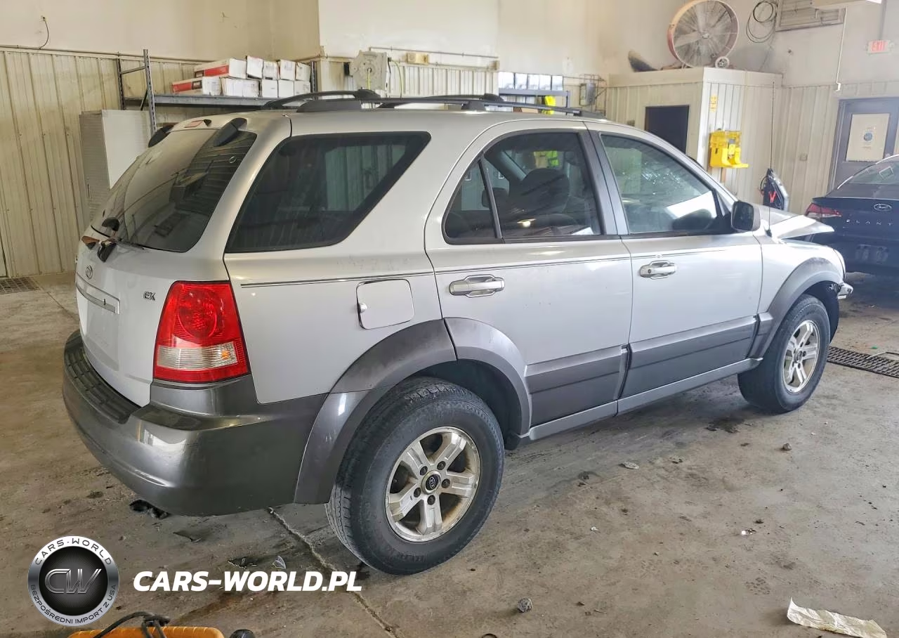 2005 Kia Sorento VIN:KNDJC733655383169 - 3