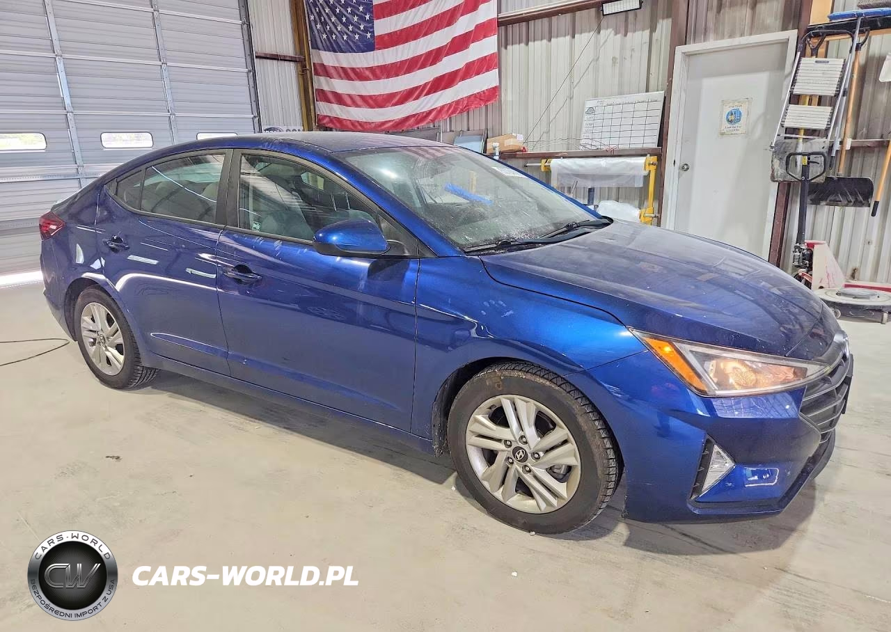 2019 Hyundai Elantra Sel VIN:5NPD84LF1KH438744 - 4