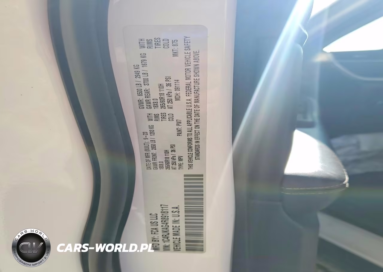 2024 Jeep Grand Cherokee L Laredo VIN:1C4RJKAG4R8918117 - 14
