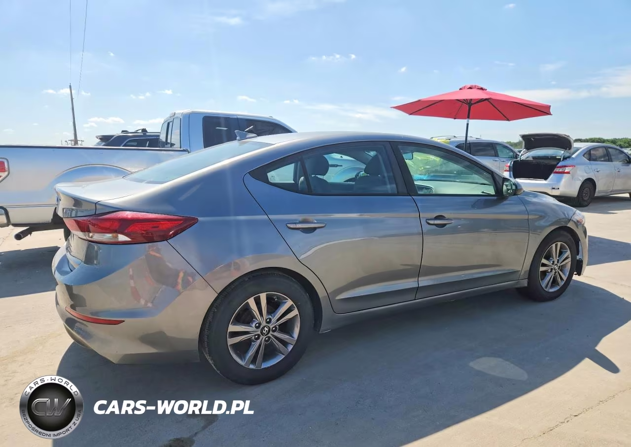 2017 Hyundai Elantra Se VIN:KMHD84LF3HU152775 - 3