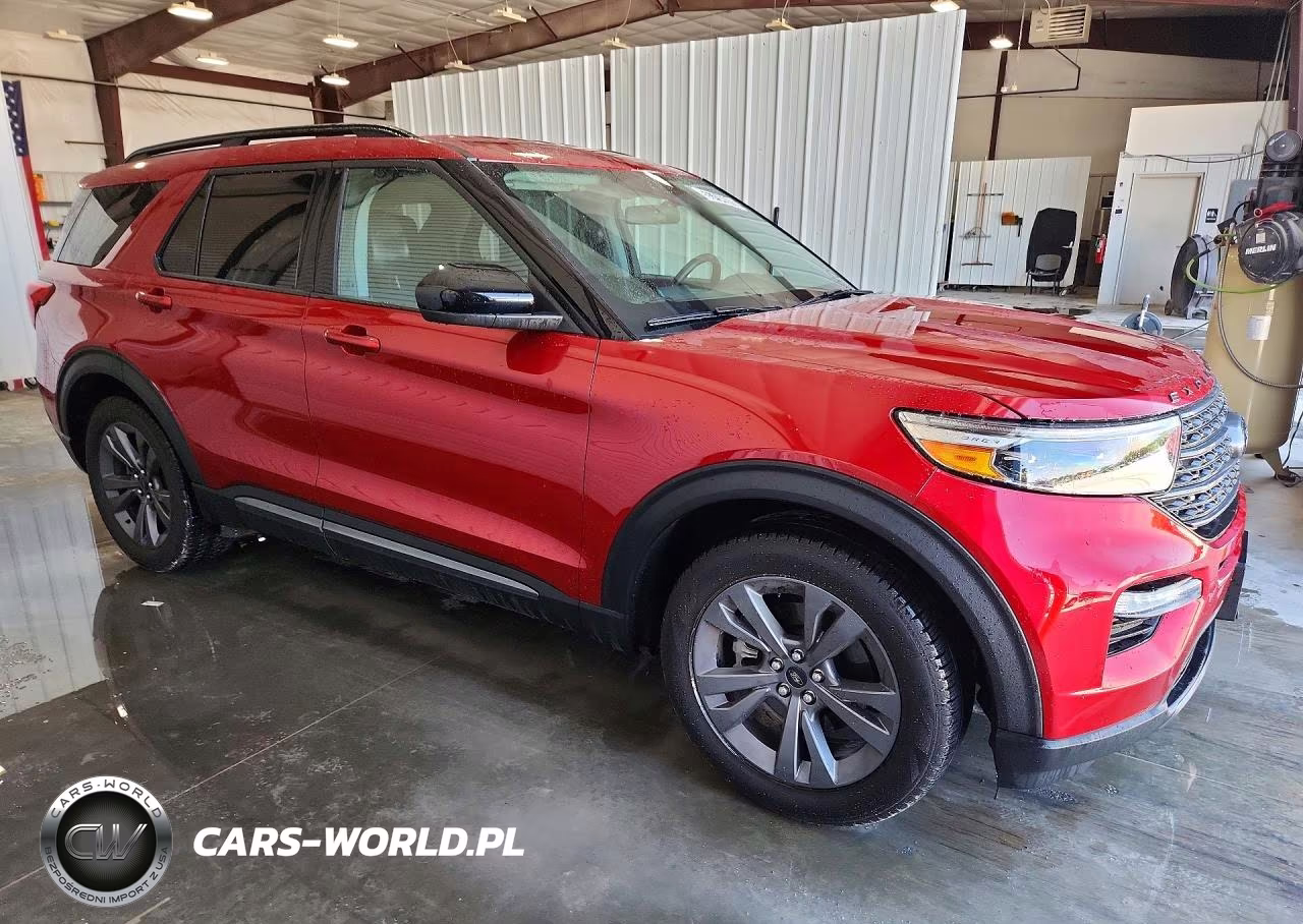 2023 Ford Explorer Xlt VIN:1FMSK7DH9PGA55524 - 4