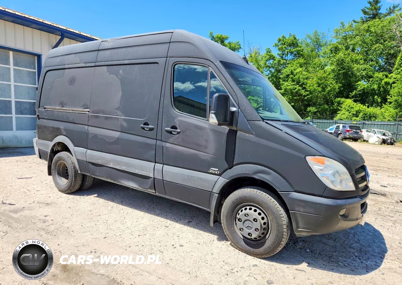 2013 Mercedes-Benz Sprinter 3500 VIN:WD3PF0CC7D5739436 - 4