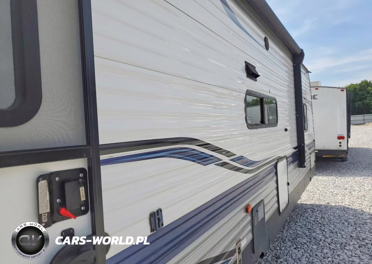 2022 Keystone Rv Recreational Vehicle (Rv) - Camper VIN:4YDTSGN26N3111701 - 9