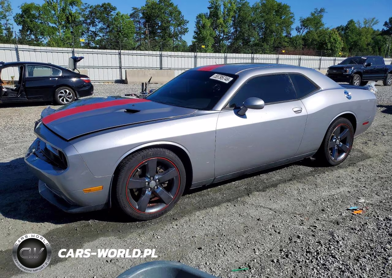 2013 Dodge Challenger Sxt