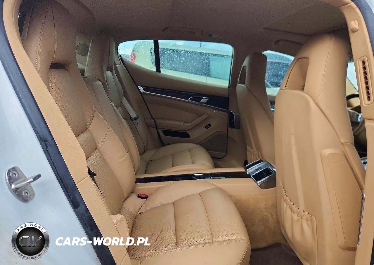 2015 Porsche Panamera 2 VIN:WP0AA2A75FL004741 - 10