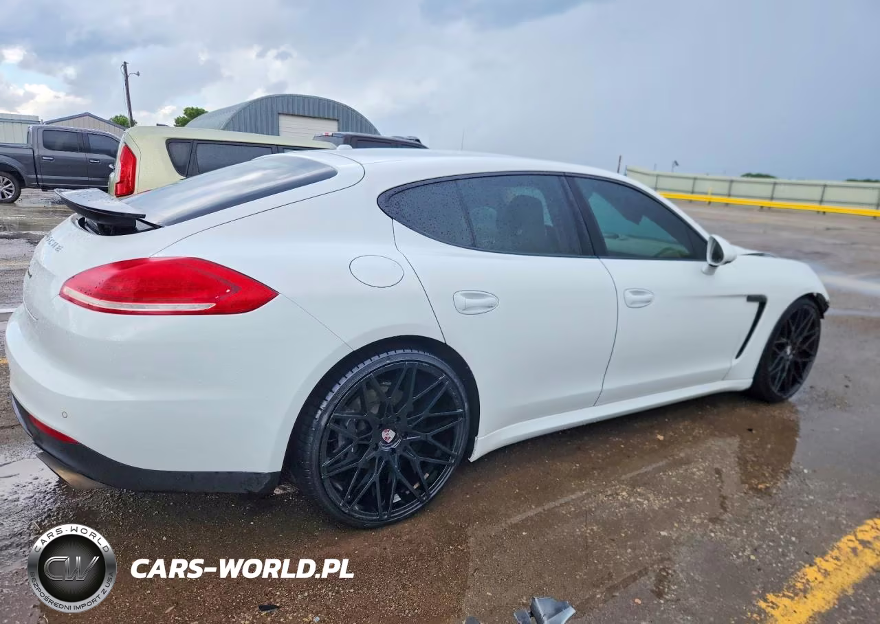 2015 Porsche Panamera 2 VIN:WP0AA2A75FL004741 - 3