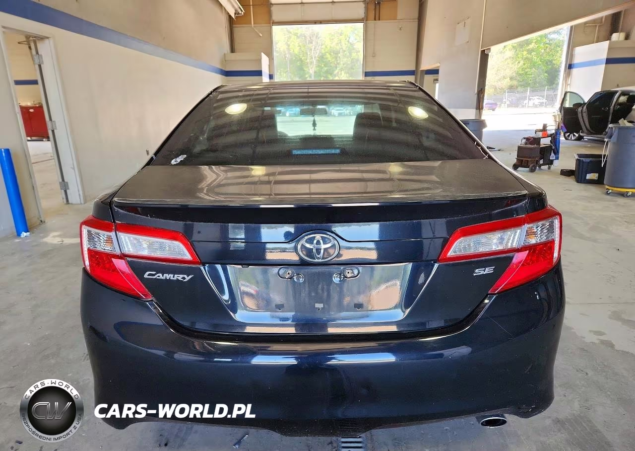 2014 Toyota Camry Se Sport VIN:4T1BF1FK2EU400577 - 6
