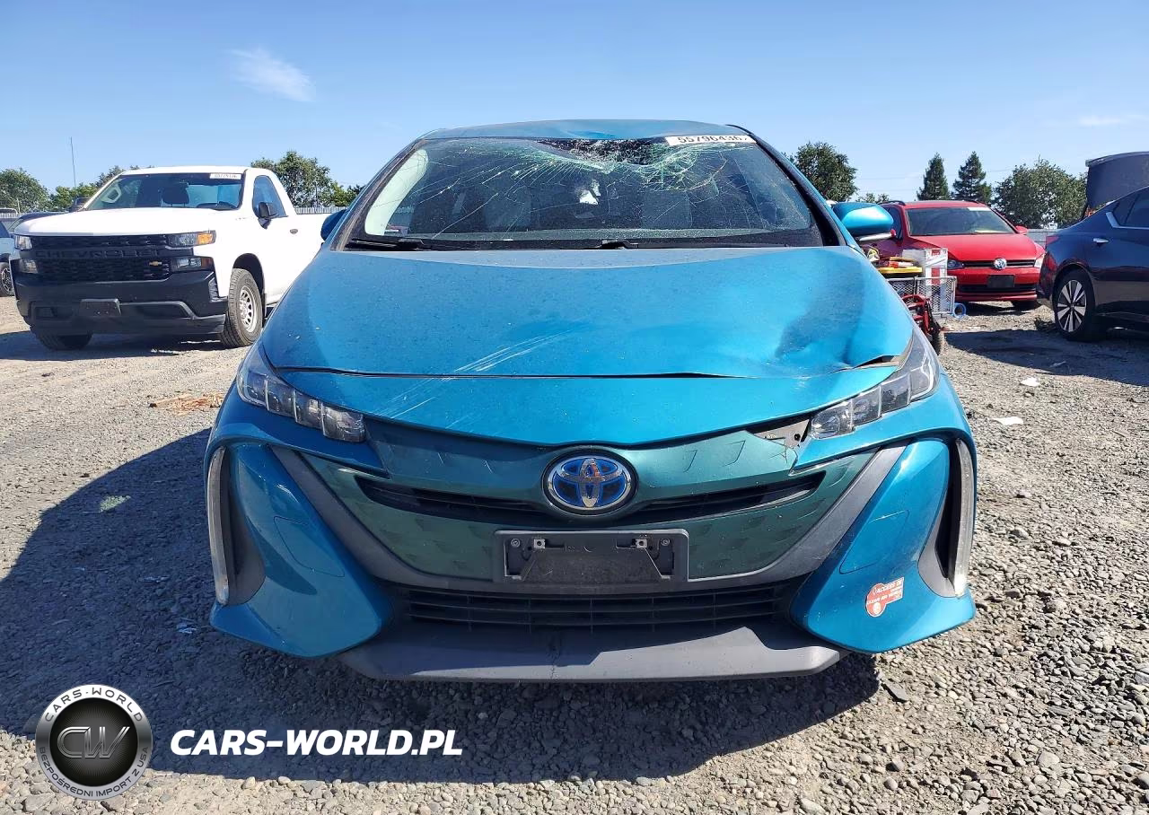 2017 Toyota Prius Prime Premium VIN:JTDKARFP6H3040513 - 5