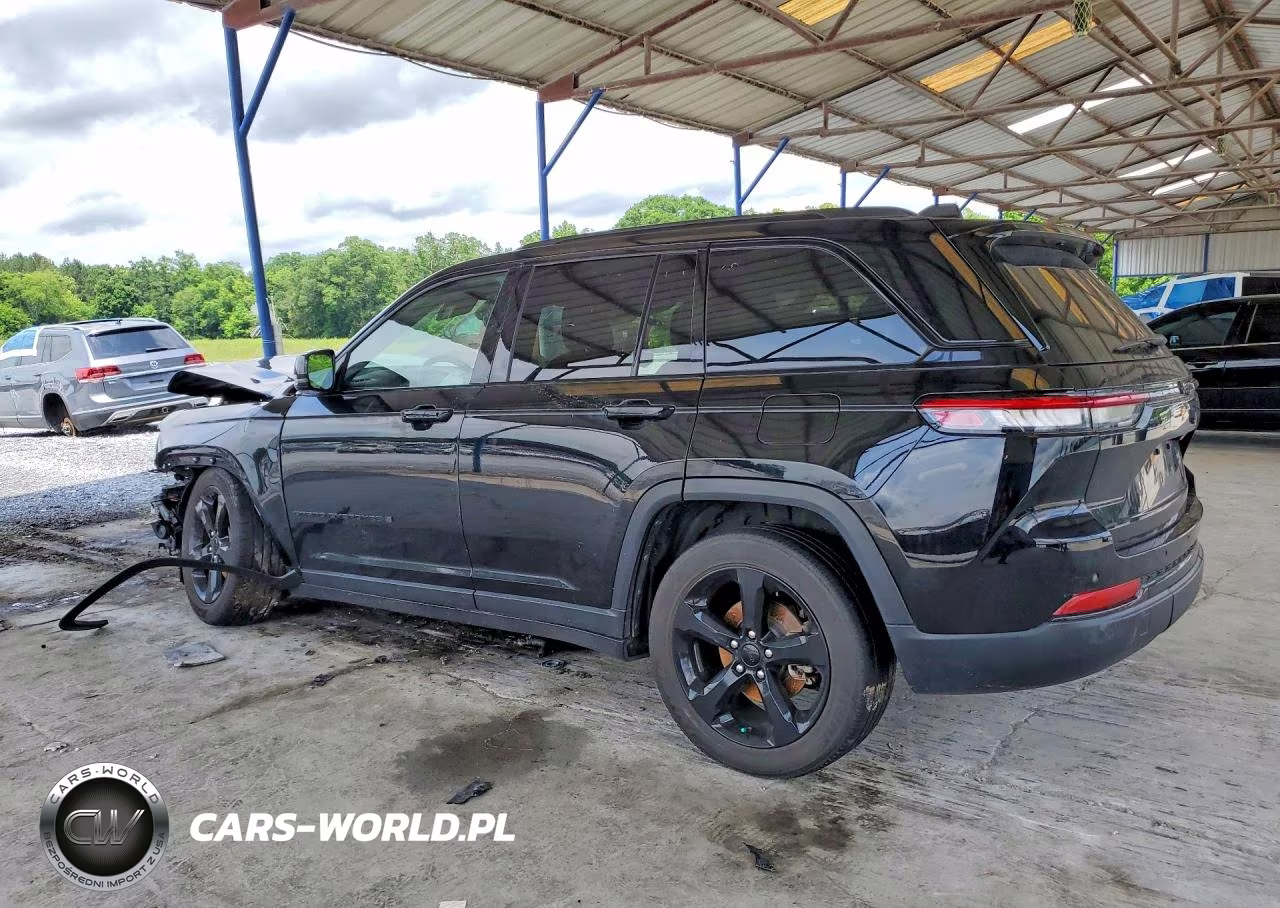 2023 Jeep Grand Cherokee Laredo VIN:1C4RJGAGXPC526704 - 2