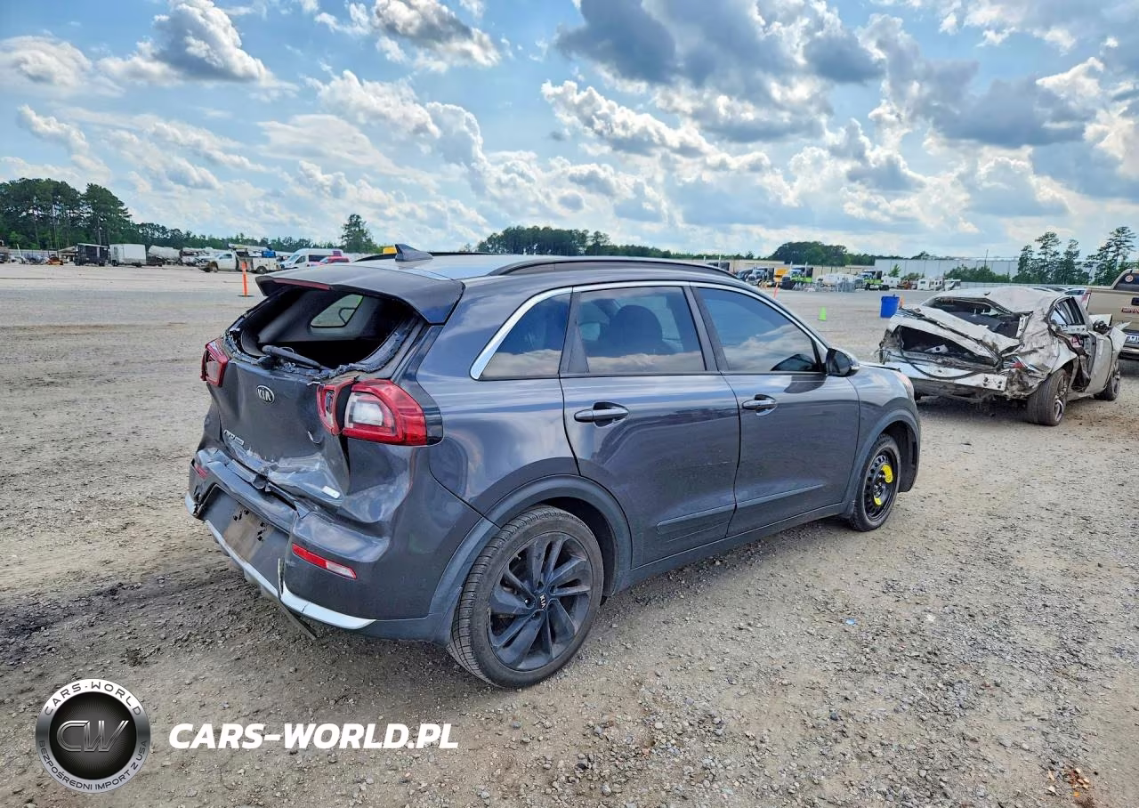 2018 Kia Niro Ex VIN:KNDCC3LC1J5150313 - 3