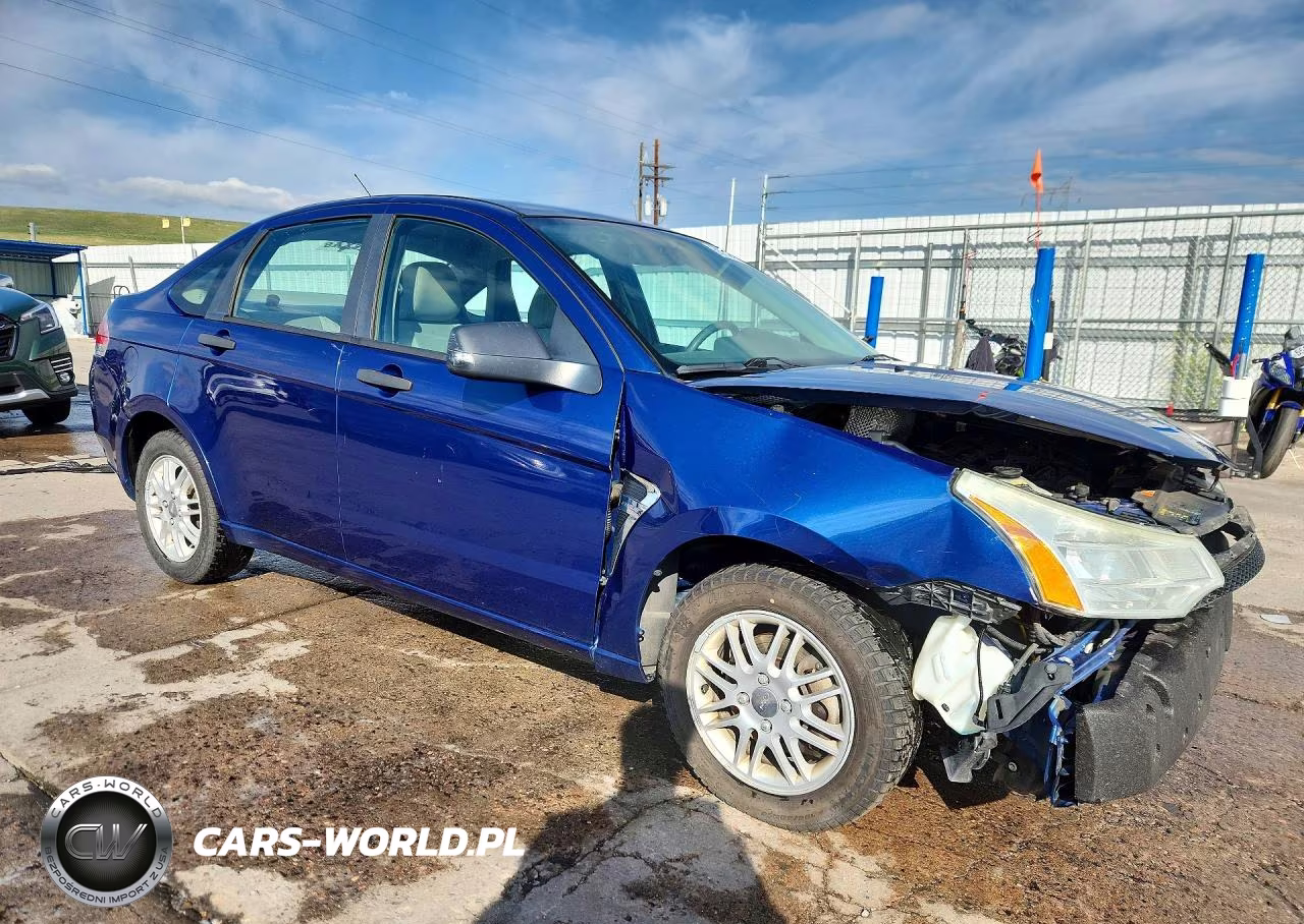 2008 Ford Focus Se VIN:1FAHP35N08W128919 - 4